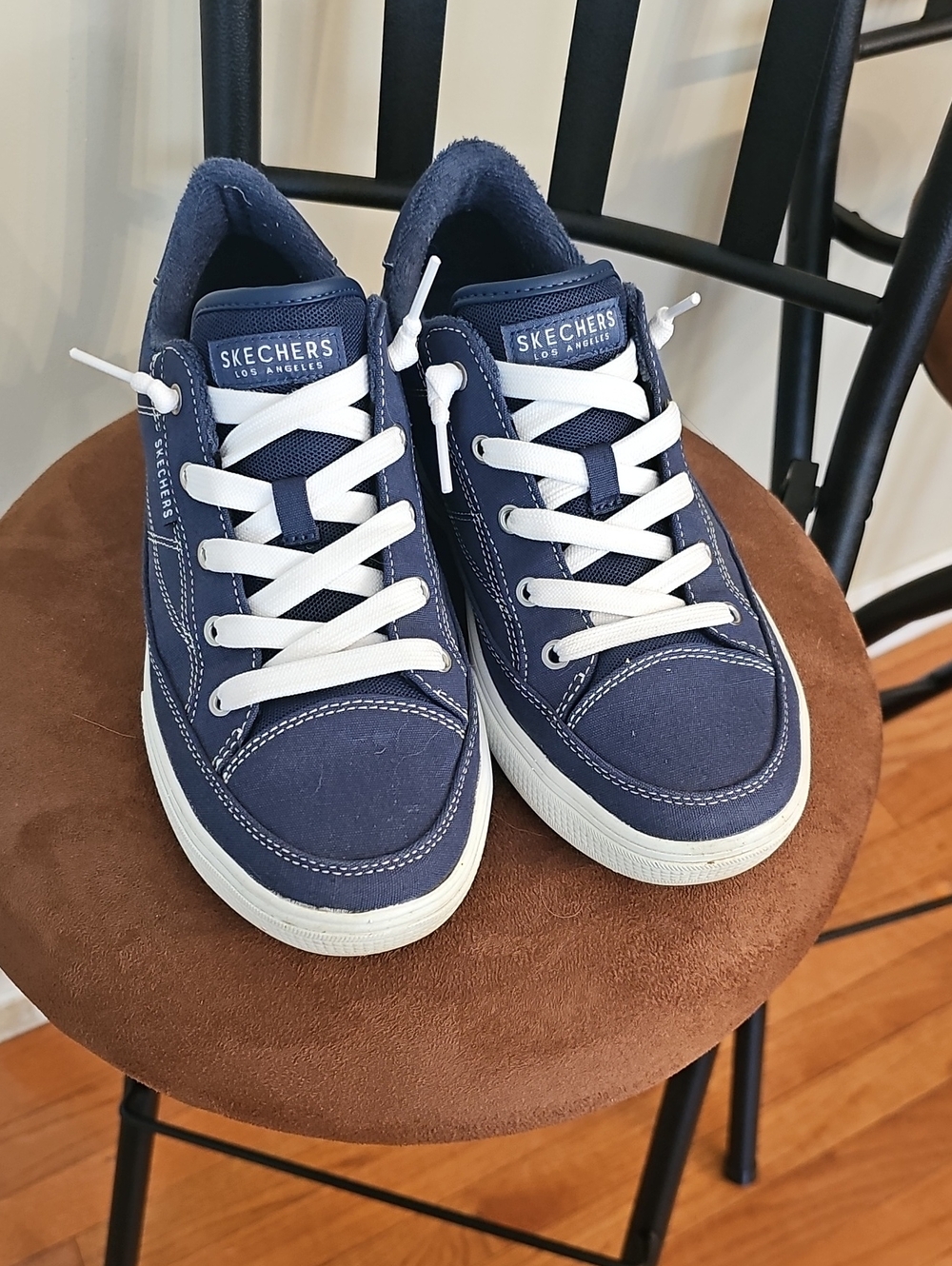 Skechers Women's Navy and White Low-Top Sneakers